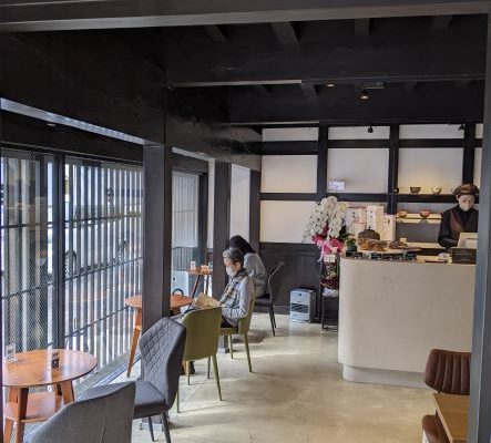 甘Cafe Kan 1階窓際 甘Cafe Kan 1階窓際